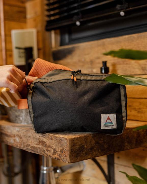 Accessories Passenger 22N8145 Travel Recycled Wash Kit Black/Khaki Men Khaki