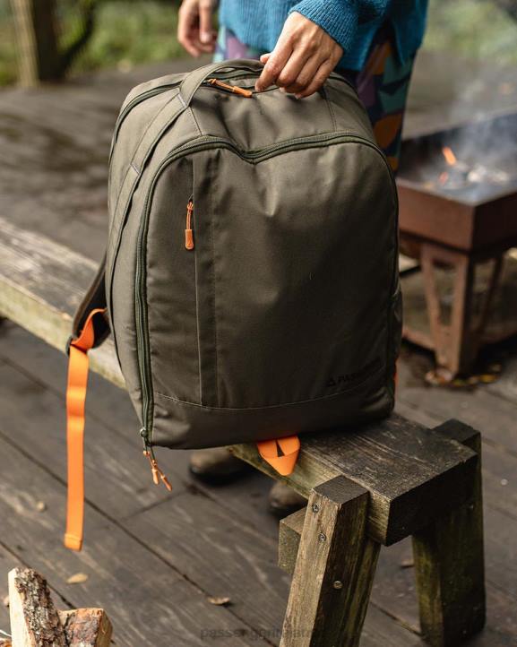 Accessories Passenger 22N8530 Ascent Weekender Recycled 35L Backpack Khaki Men Khaki