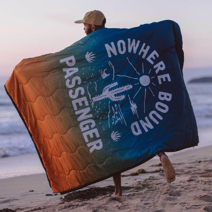Accessories Passenger 22N8587 Nomadic Recycled Towel Blanket Blue/Orange Fade Men Blue