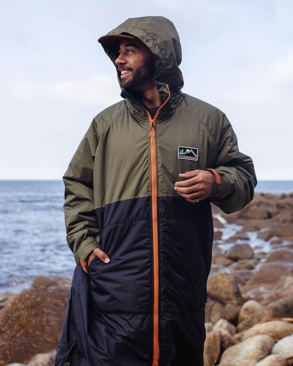 Clothing Passenger 22N82 Roaming Recycled Sherpa Lined Changing Robe Black/Khaki Men Khaki