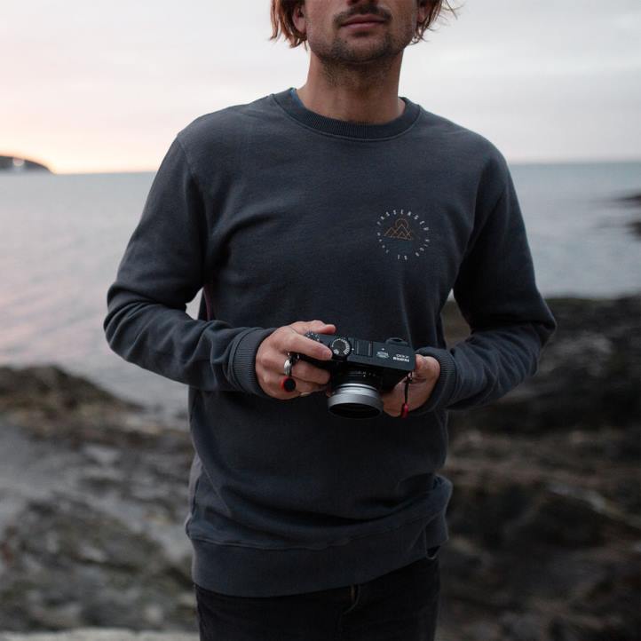 Clothing Passenger 22N8100 Escapism Recycled Sweatshirt Faded Black Men Black