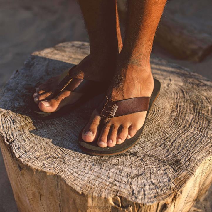 Footwear Passenger 22N8489 Santos Flip Flops Dark Brown Men Brown
