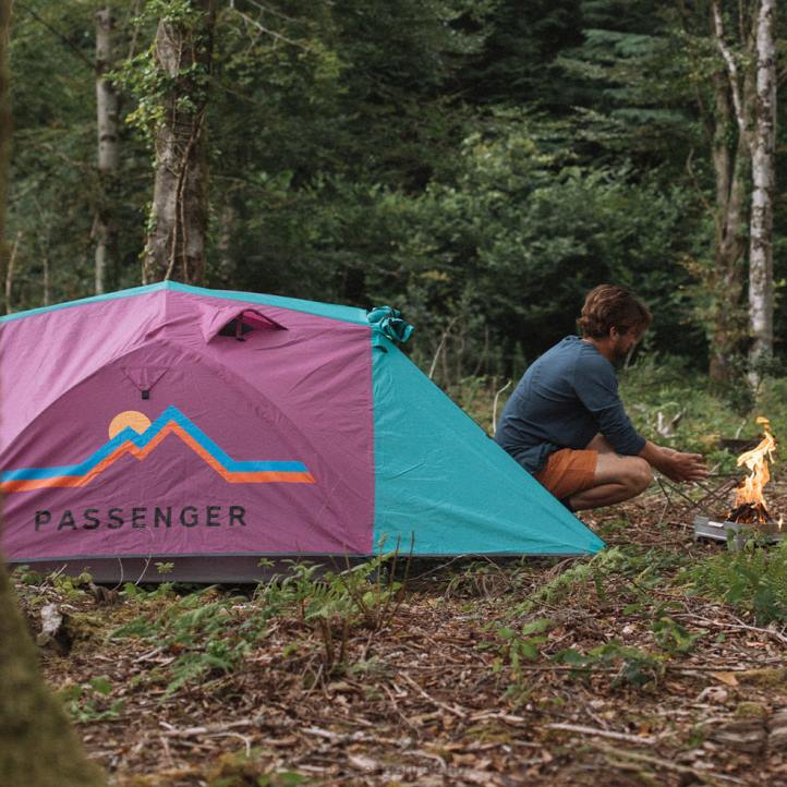 Outdoor Living Passenger 22N8605 Stay Grounded 2 Person Tent Virdian Green/Orchid Unisex Green