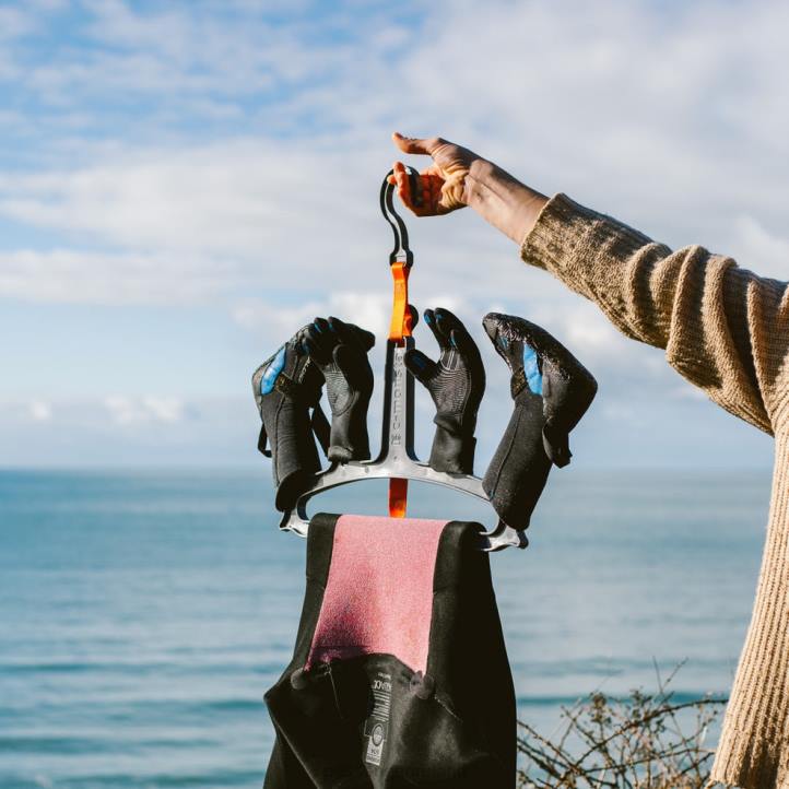 Outdoor Living Passenger 22N8612 C-Monsta Wetsuit Hanger Grey Unisex Grey