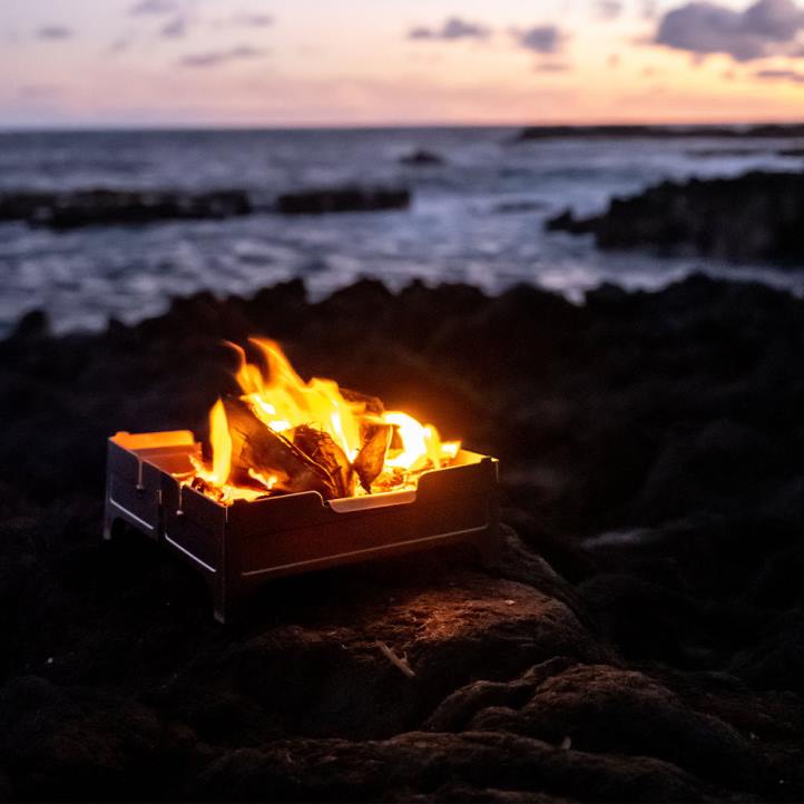 Outdoor Living Passenger 22N8628 Wolf And Grizzly Fire Safe Stainless Steel Unisex Steel