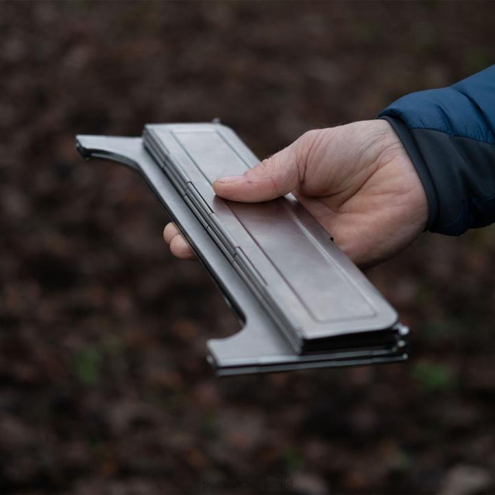 Outdoor Living Passenger 22N8628 Wolf And Grizzly Fire Safe Stainless Steel Unisex Steel