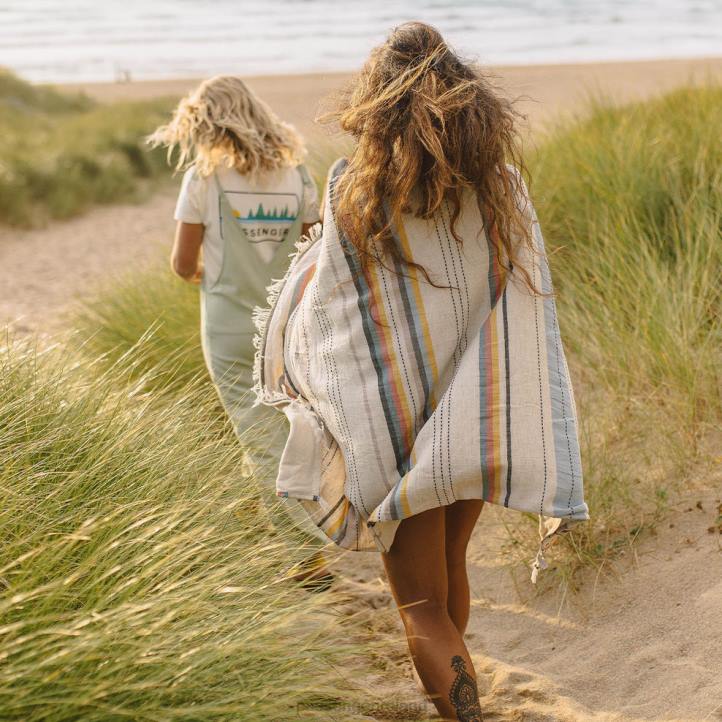 Outdoor Living Passenger 22N8627 Driftwood Towel Tropic Unisex Tropic