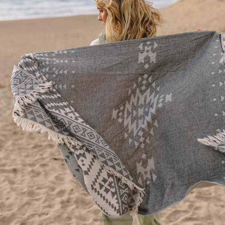 Outdoor Living Passenger 22N8633 Shore Peshtemal Towel Black Unisex Black