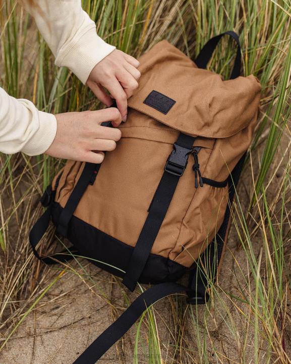 WoAccessories Passenger 22N81115 Boondocker Recycled 18L Backpack Golden Brown Women Brown