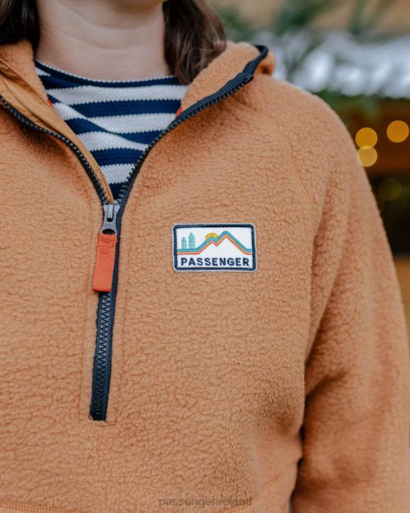 WoClothing Passenger 22N8674 Maine Hooded Recycled Sherpa Fleece Coconut Women Coconut