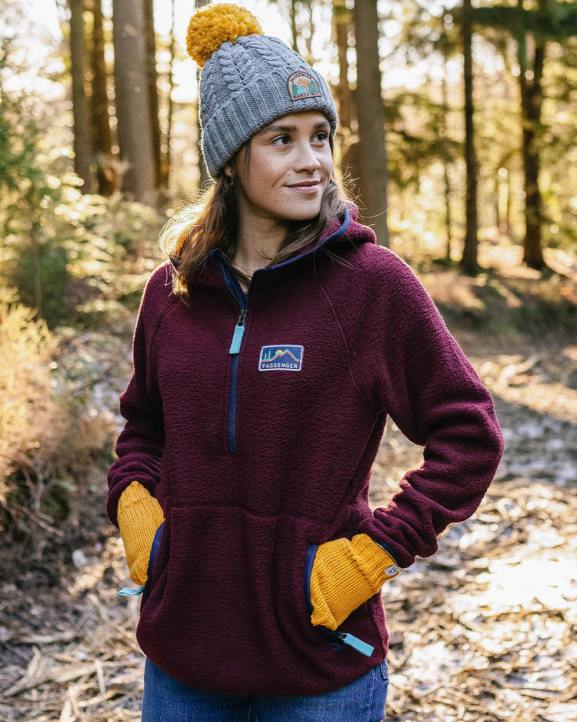 WoClothing Passenger 22N8678 Maine Recycled Sherpa Hooded Fleece Wine Women Wine