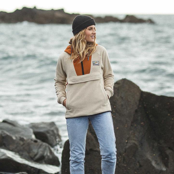 WoClothing Passenger 22N8684 Alexander Hooded 1/2 Zip Recycled Polar Fleece Oatmeal Women Oatmeal