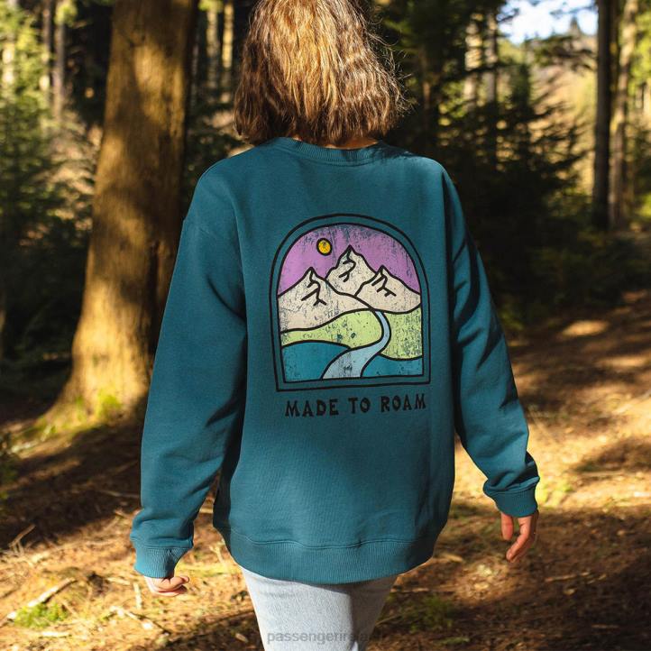 WoClothing Passenger 22N8709 Friday Collective Recycled Cotton Oversized Sweatshirt Blue Coral Women Blue