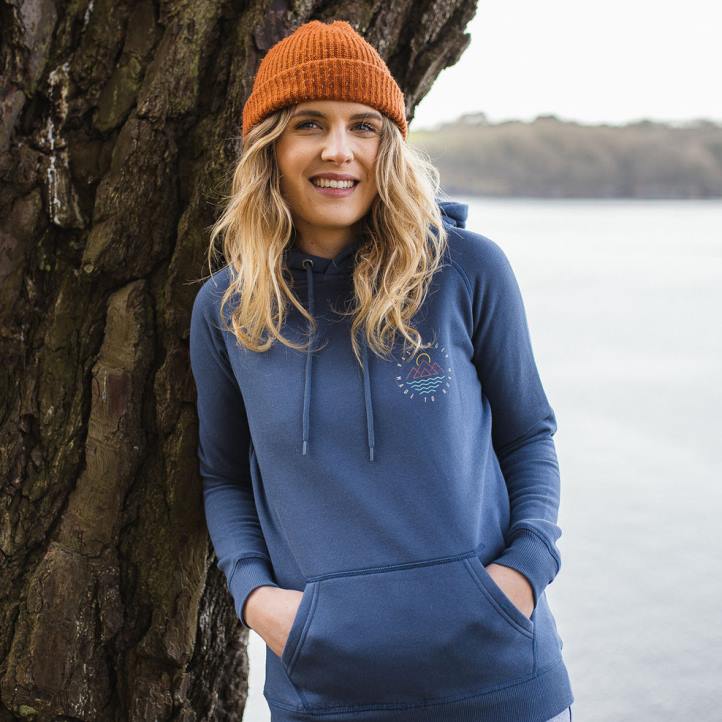 WoClothing Passenger 22N8712 Ubud Recycled Hoodie Dark Denim Women Denim