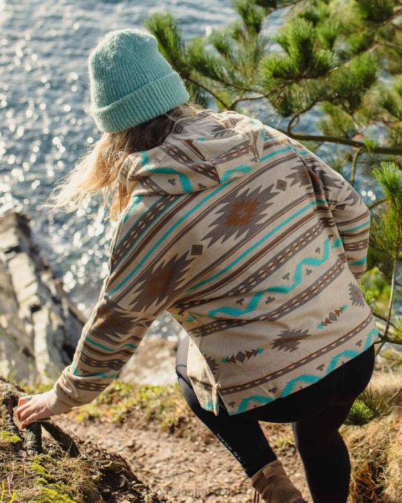 WoClothing Passenger 22N8720 Wilderness Recycled Cotton Printed Hoodie Birch Geo Pattern Two Women Birch