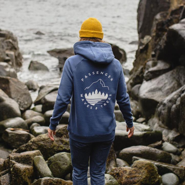 WoClothing Passenger 22N8746 Big Leaf Recycled Hoodie Dark Denim Women Denim