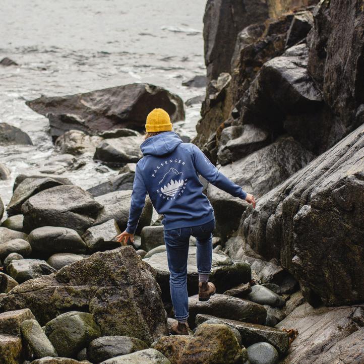 WoClothing Passenger 22N8746 Big Leaf Recycled Hoodie Dark Denim Women Denim