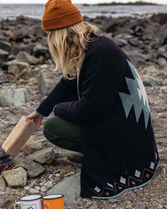 WoClothing Passenger 22N8830 South Coast Recycled Knit Cardigan Black Women Black