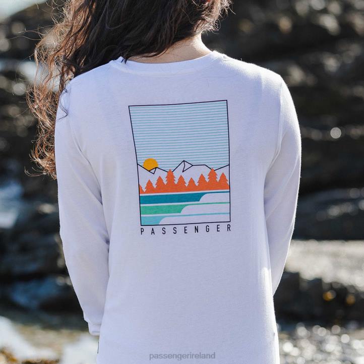 WoClothing Passenger 22N8888 Travel More Recycled Ls T-Shirt White Women White