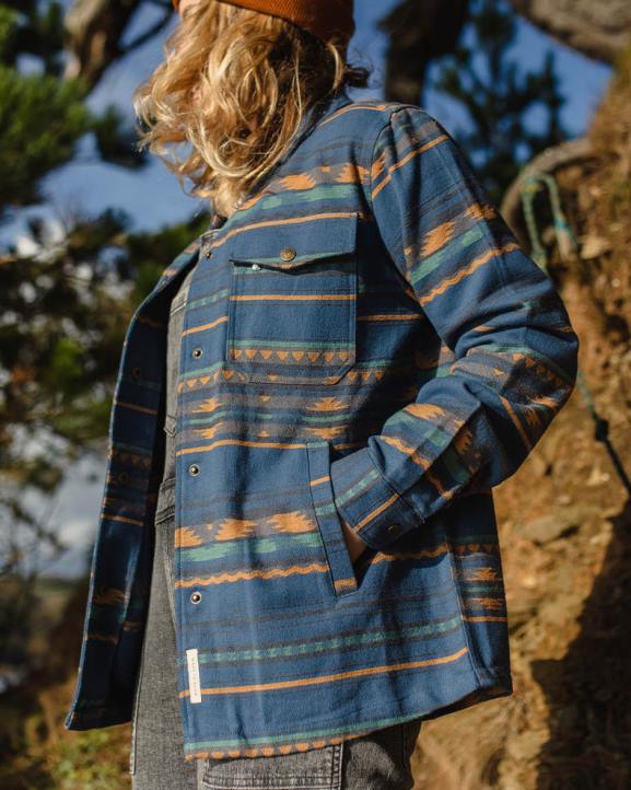 WoClothing Passenger 22N8900 Ontario Overshirt Dark Denim Geo Pattern Women Denim