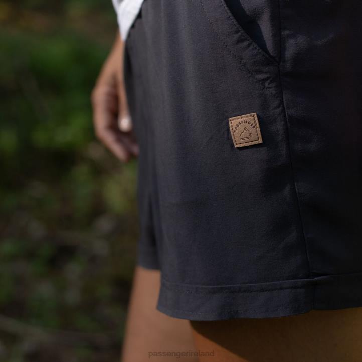 WoClothing Passenger 22N8938 Jo Jo Shorts Charcoal (Woven) Women Charcoal