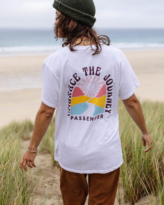 WoClothing Passenger 22N8988 Embrace The Journey Oversized Recycled Cotton T-Shirt White Women White