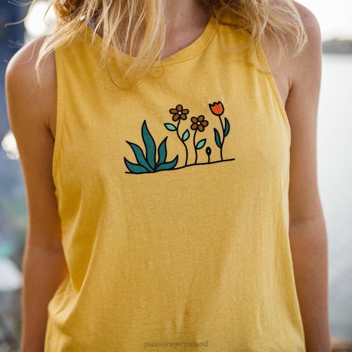 WoClothing Passenger 22N81022 Grown To Roam Hemp Vest Ochre Yellow Women Yellow